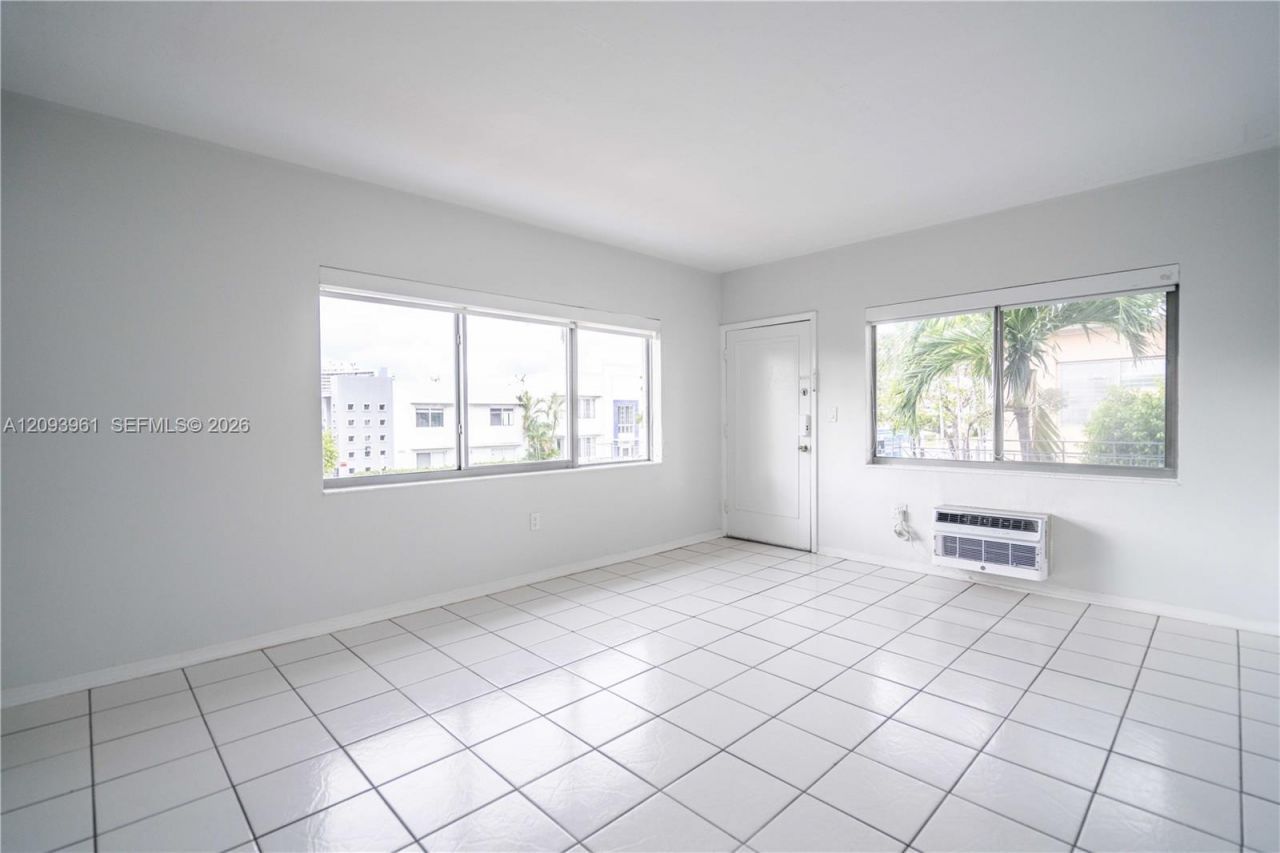 7315 Harding Ave, Unit 10, Miami Beach, FL 33141 Photo