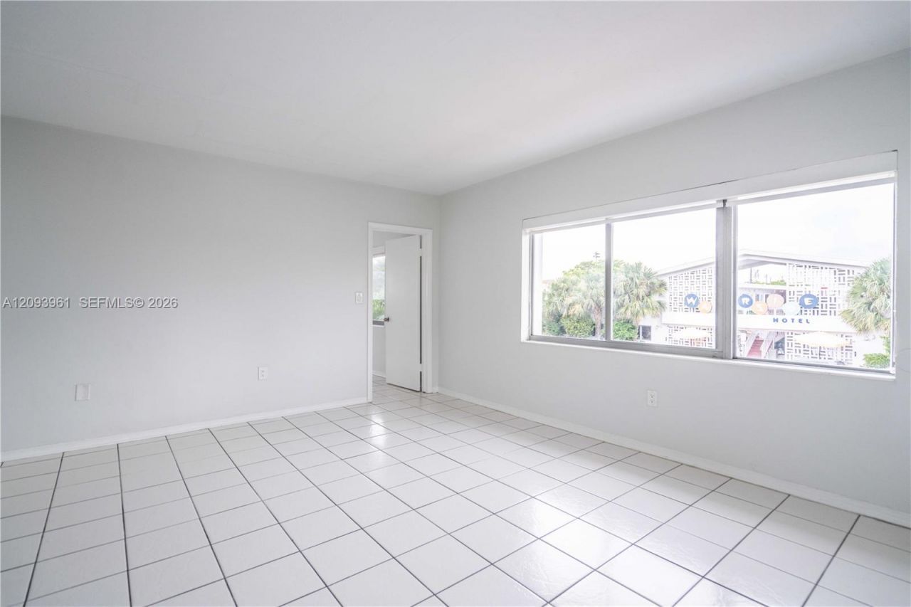7315 Harding Ave, Unit 10, Miami Beach, FL 33141 Photo