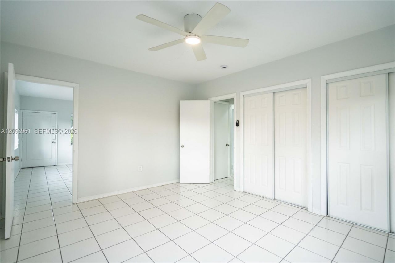 7315 Harding Ave, Unit 10, Miami Beach, FL 33141 Photo