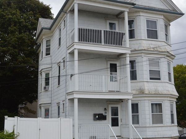 543 Coggeshall St, New Bedford, MA 02746