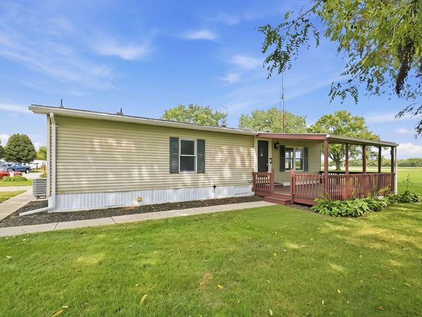 400 North Drive, Medway, OH 45341