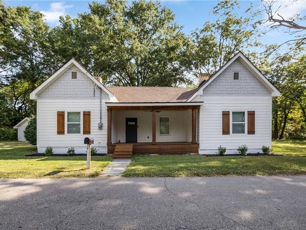 501 Harris Street , Monroe, GA 30655