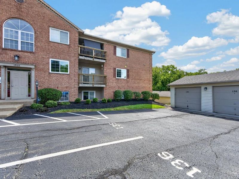 1555 Gelhot Drive, Unit 135, Fairfield, OH 45014 Photo 2