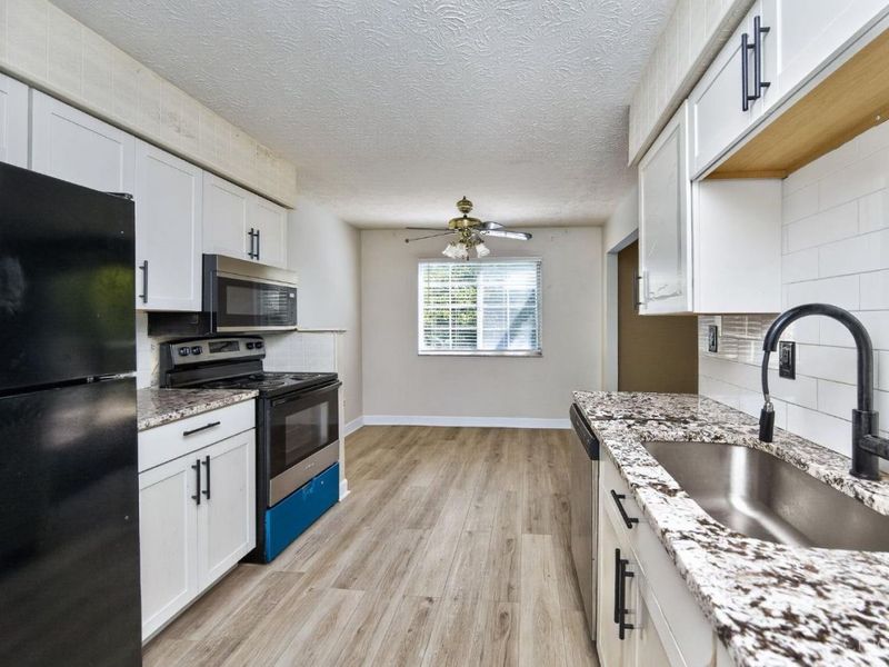 1555 Gelhot Drive, Unit 135, Fairfield, OH 45014 Photo 9