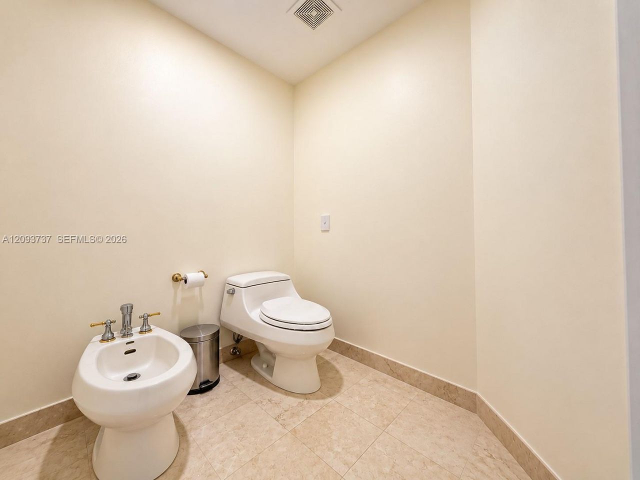 799 Crandon Blvd , Unit 202, Key Biscayne, FL 33149 Photo