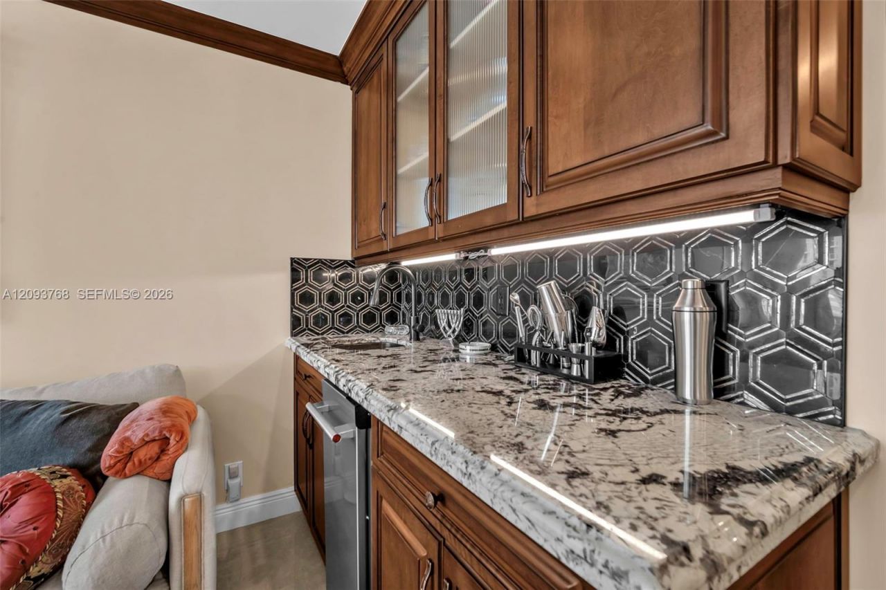 16485 Collins Ave, Unit OS35C, Sunny Isles Beach, FL 33160 Photo