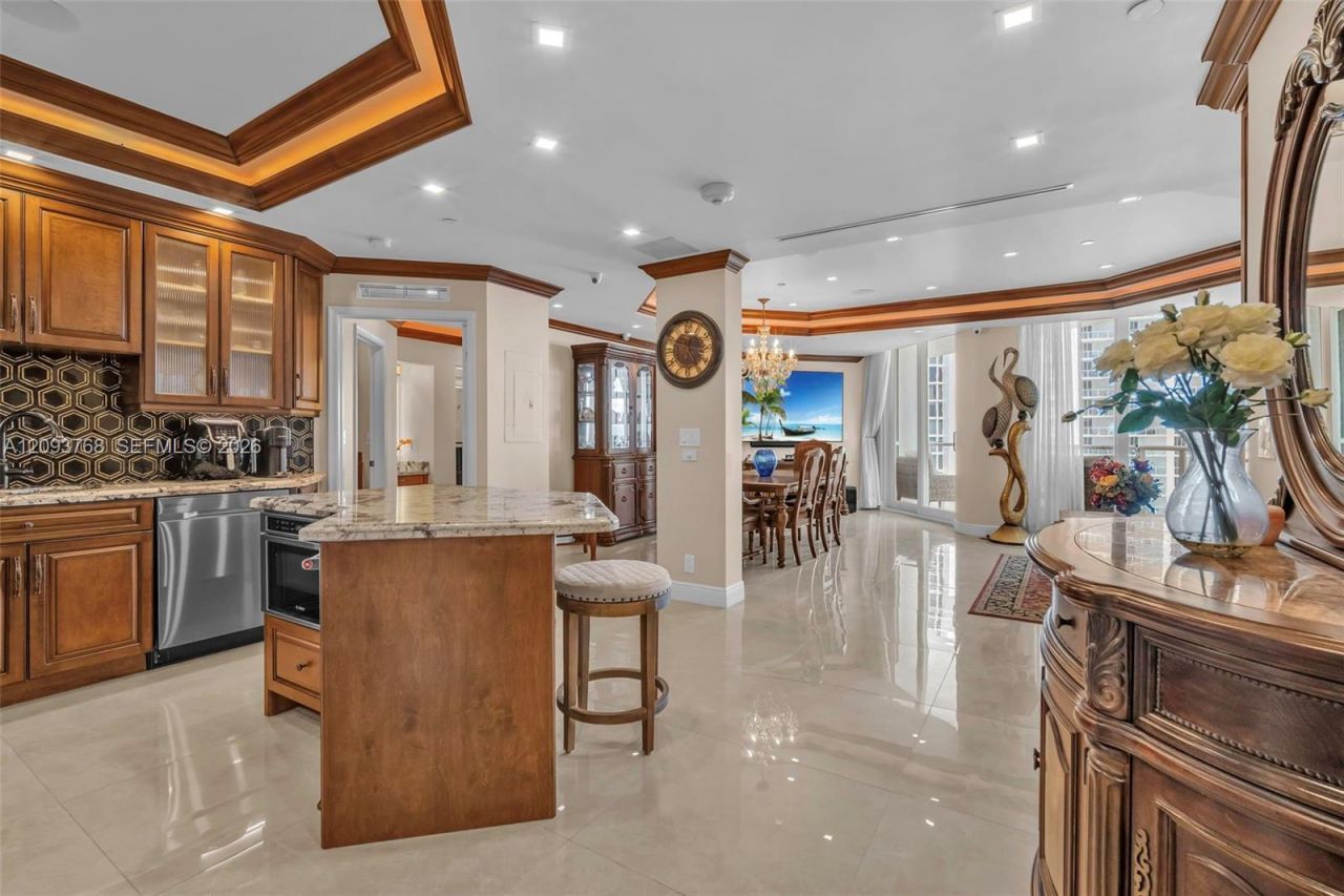 16485 Collins Ave, Unit OS35C, Sunny Isles Beach, FL 33160 Photo