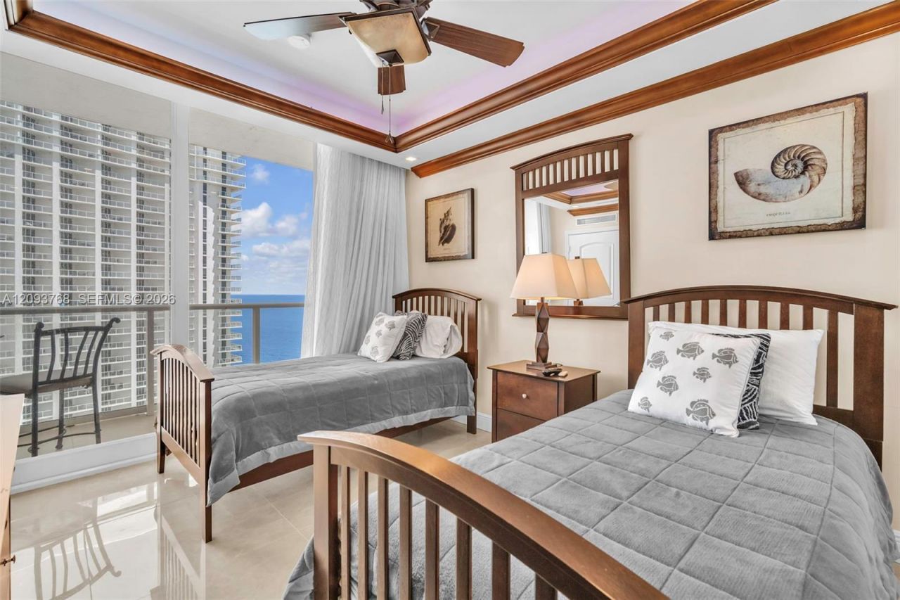 16485 Collins Ave, Unit OS35C, Sunny Isles Beach, FL 33160 Photo