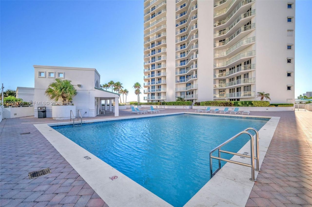 16485 Collins Ave, Unit OS35C, Sunny Isles Beach, FL 33160 Photo