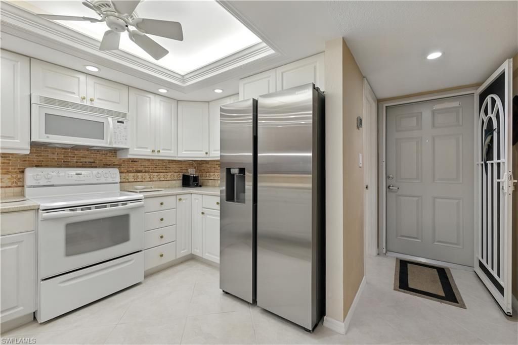 26000 Hickory Blvd , Unit 204, Bonita Springs, FL 34134 Photo