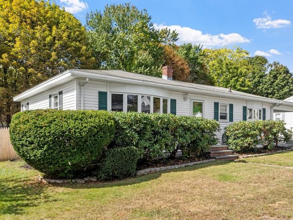 160 Jackson St, Methuen, MA 01844