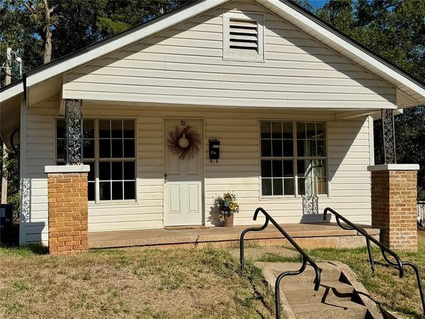 517 S 11th Street, Chickasha, OK 73018