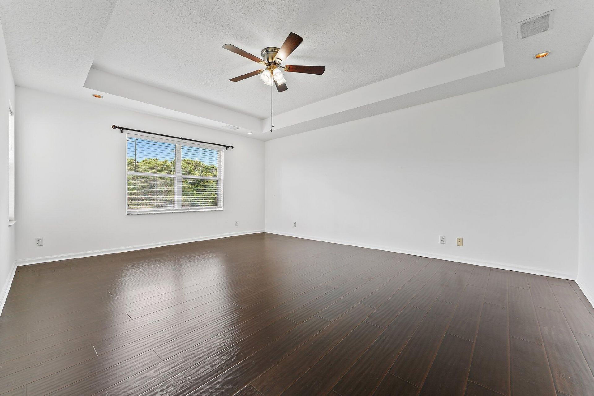 3210 El Camino Real, West Palm Beach, FL 33409 Photo