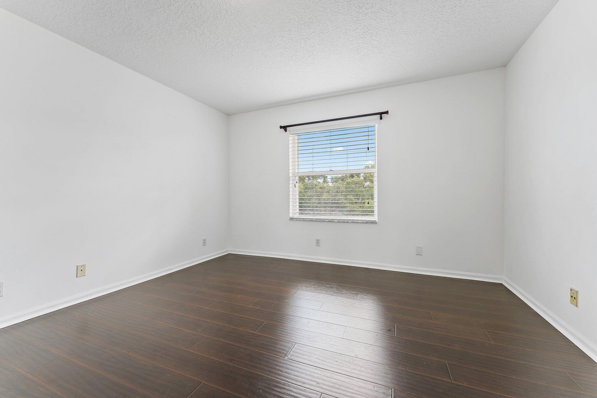 3210 El Camino Real, West Palm Beach, FL 33409 Photo