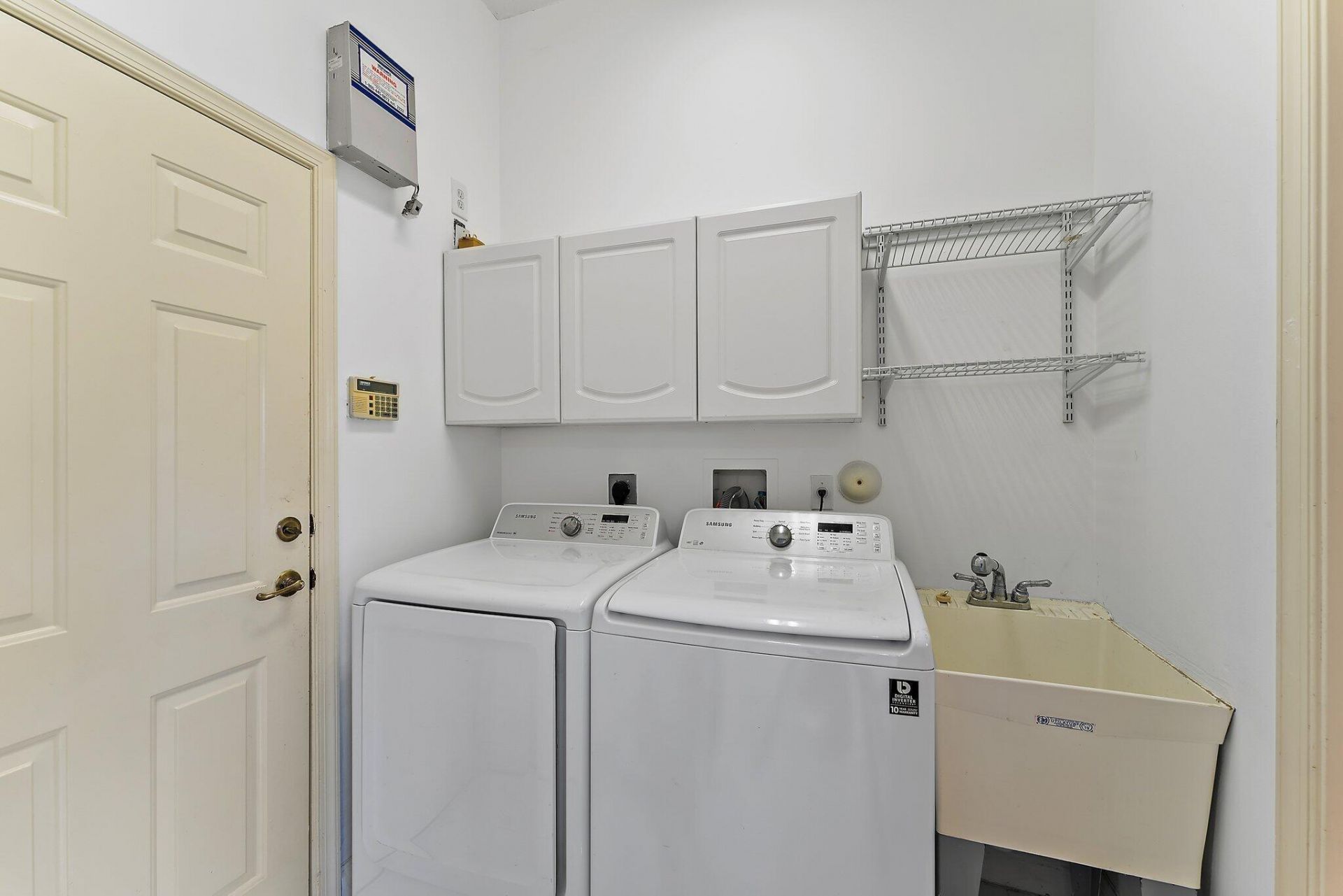 3210 El Camino Real, West Palm Beach, FL 33409 Photo