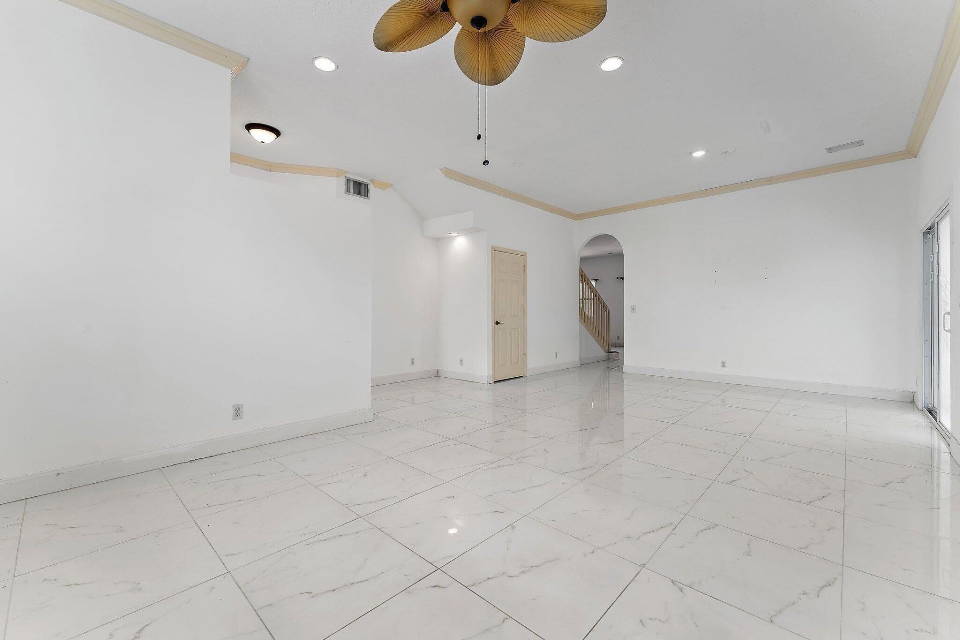3210 El Camino Real, West Palm Beach, FL 33409 Photo