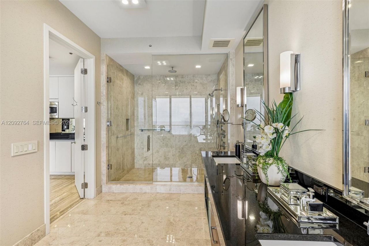 9701 Collins Ave, Unit 2601, Bal Harbour, FL 33154 Photo