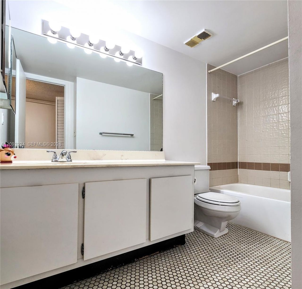 18151 NE 31st Ct , Unit 805, Aventura, FL 33160 Photo
