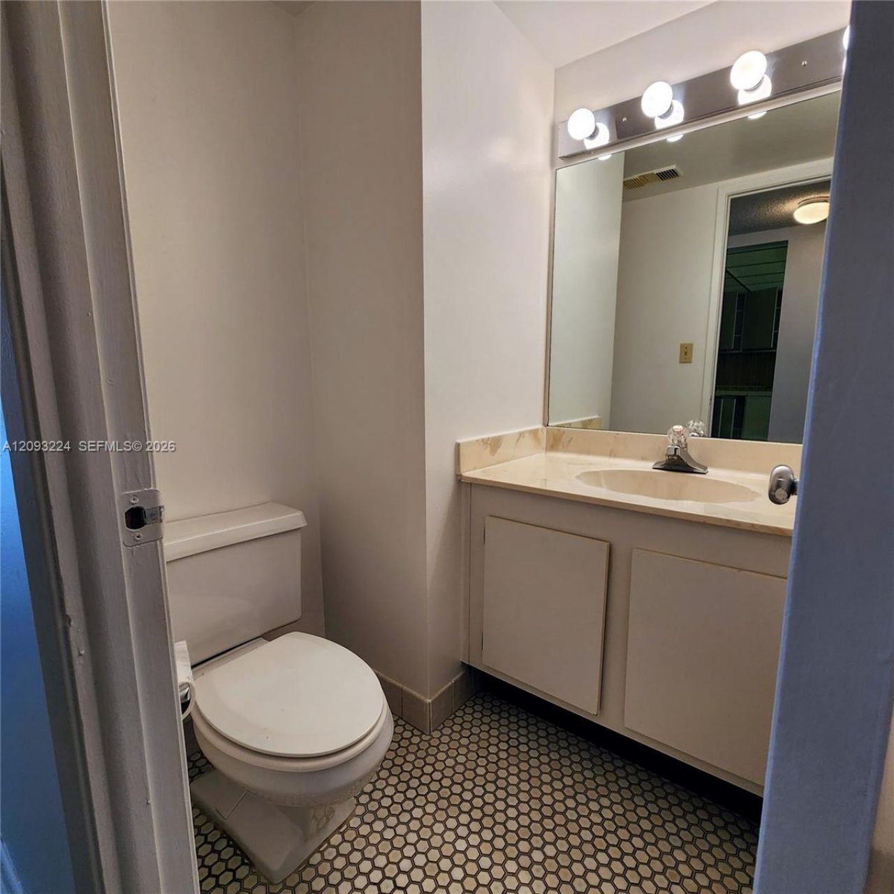 18151 NE 31st Ct , Unit 805, Aventura, FL 33160 Photo