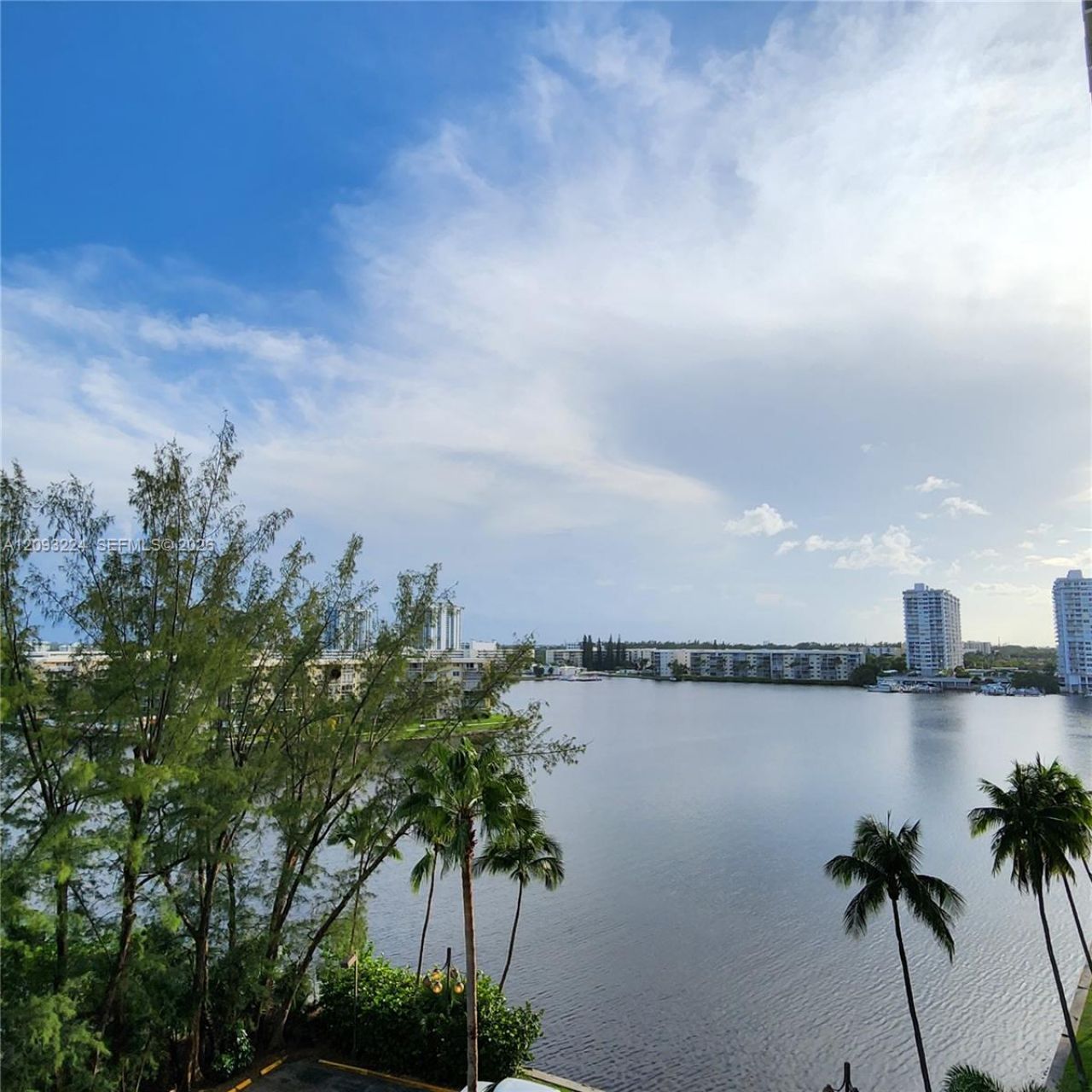 18151 NE 31st Ct , Unit 805, Aventura, FL 33160 Photo