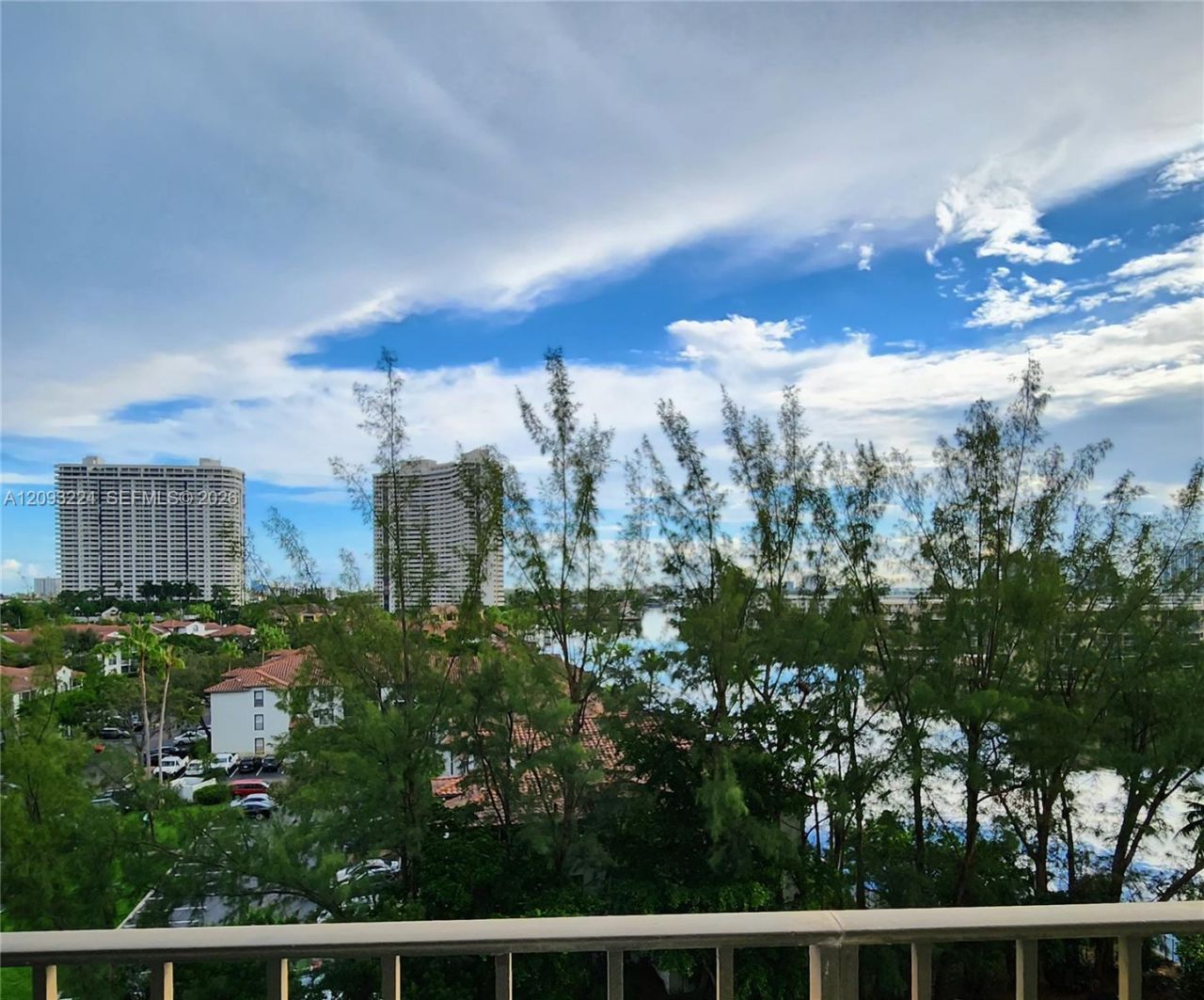 18151 NE 31st Ct , Unit 805, Aventura, FL 33160 Photo