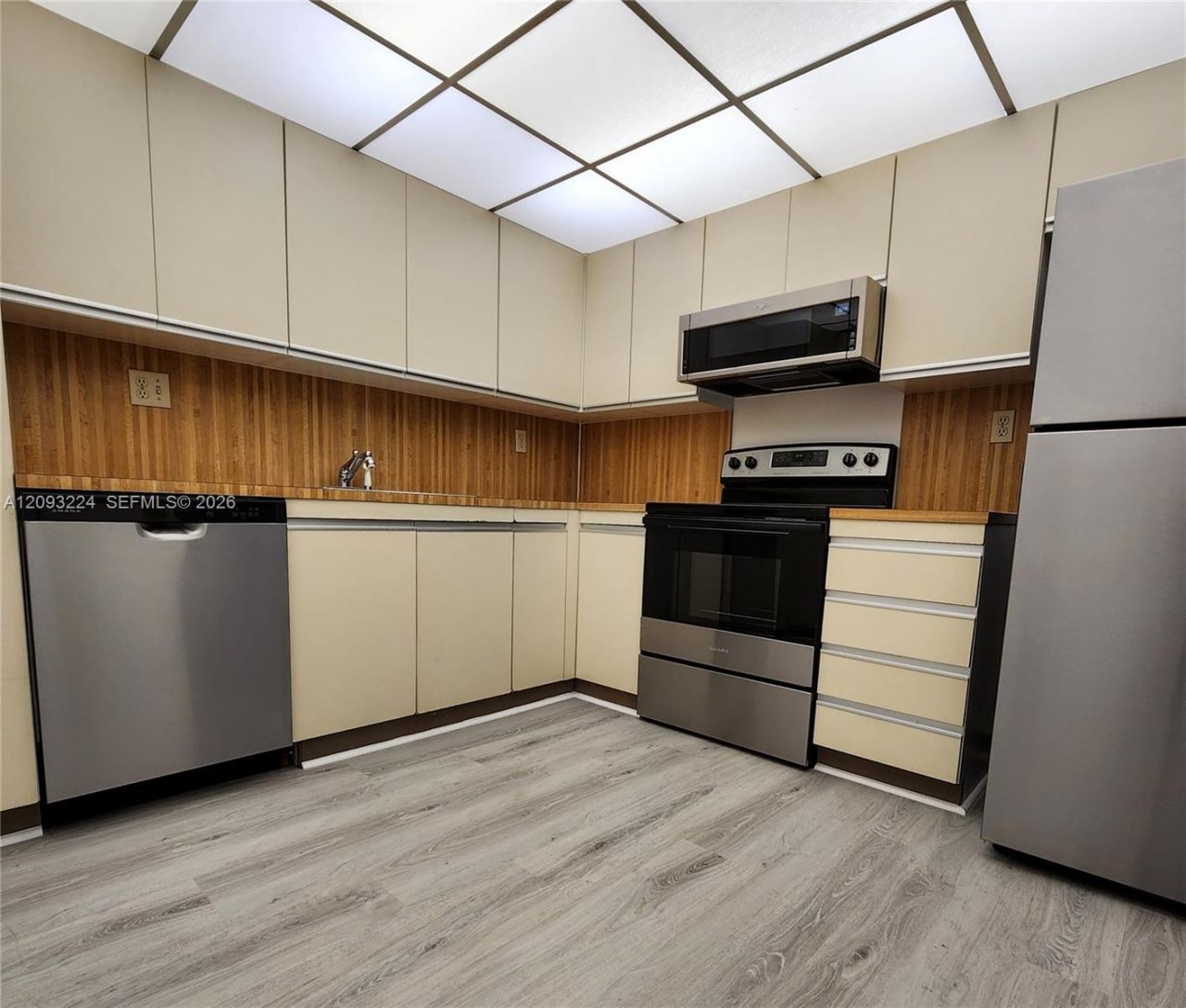 18151 NE 31st Ct , Unit 805, Aventura, FL 33160 Photo