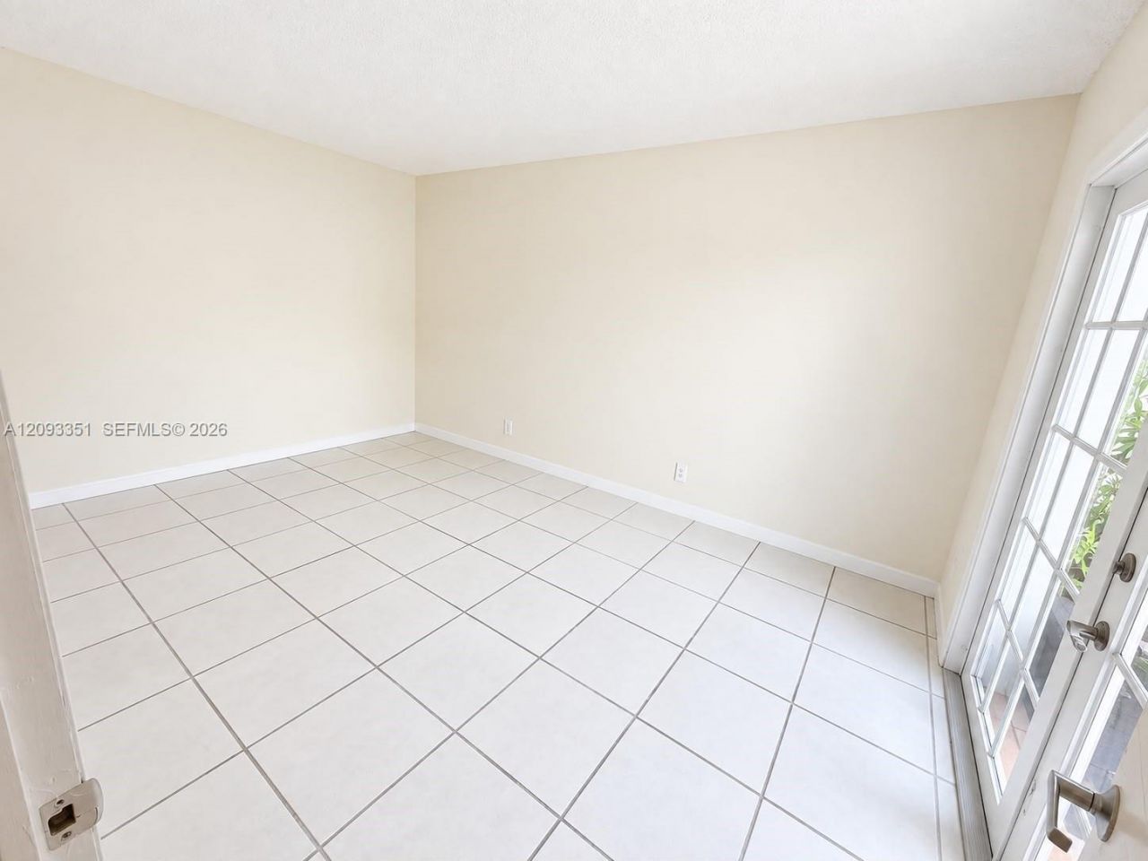 712 NE 26th Ave, Hallandale Beach, FL 33009 Photo