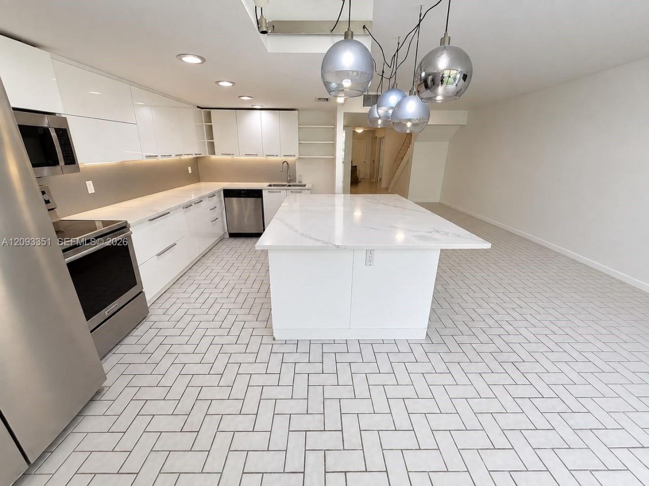 712 NE 26th Ave, Hallandale Beach, FL 33009 Photo