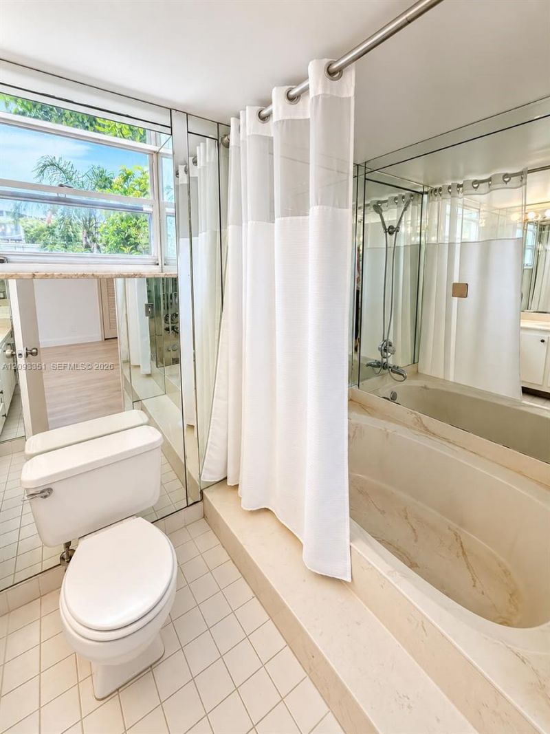 712 NE 26th Ave, Hallandale Beach, FL 33009 Photo
