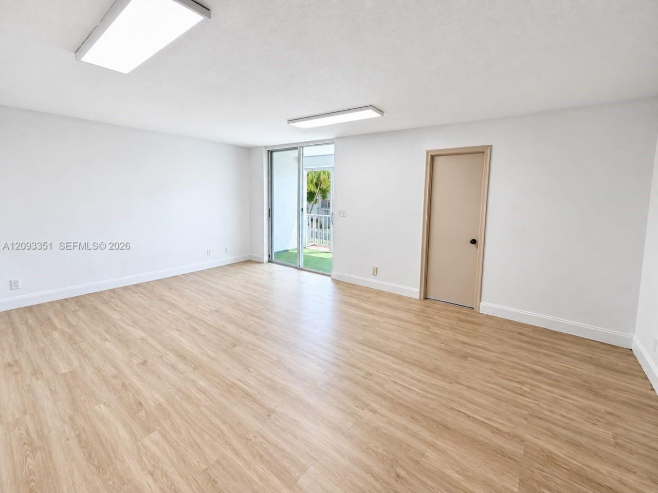 712 NE 26th Ave, Hallandale Beach, FL 33009 Photo