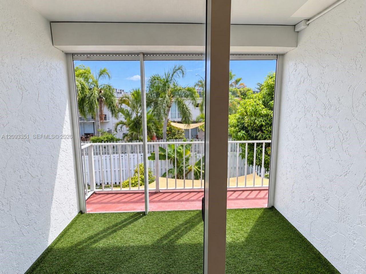 712 NE 26th Ave, Hallandale Beach, FL 33009 Photo