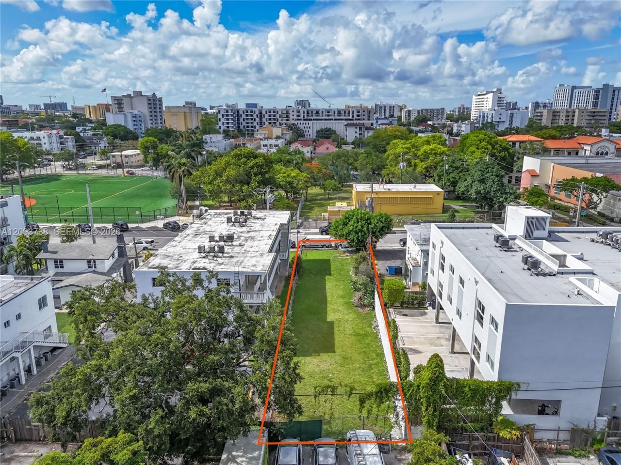 718 SW 4th St , Miami, FL 33130 Photo