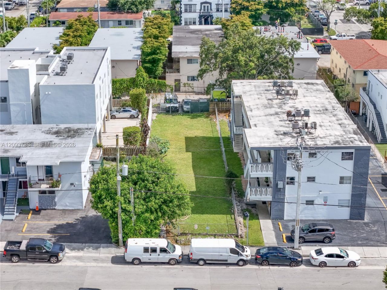 718 SW 4th St , Miami, FL 33130 Photo