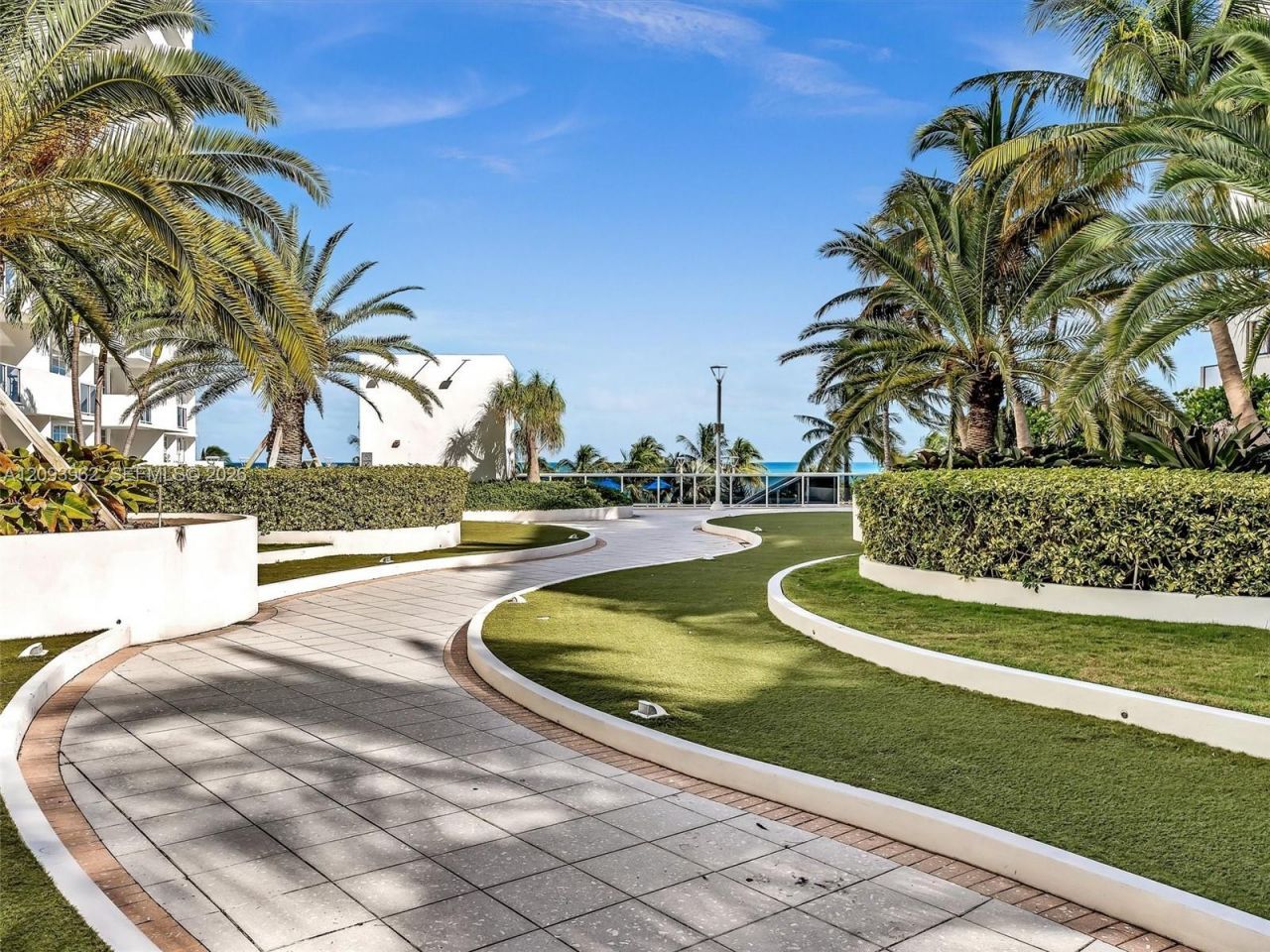 100 Lincoln Rd , Unit 710, Miami Beach, FL 33139 Photo