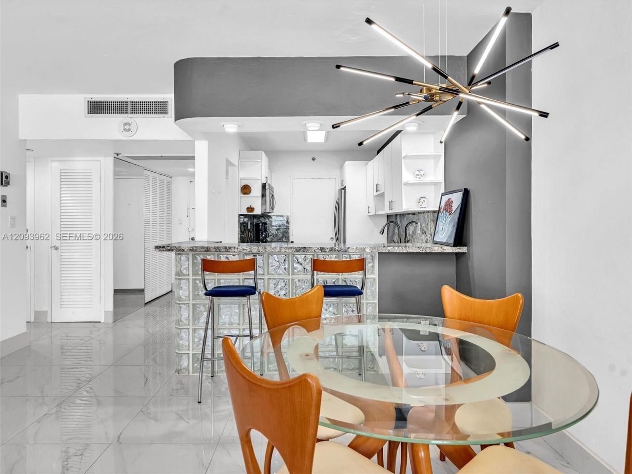100 Lincoln Rd , Unit 710, Miami Beach, FL 33139 Photo