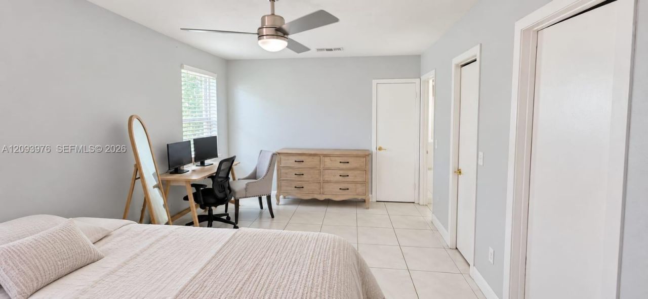 9760 SW 211th St, Cutler Bay, FL 33189 Photo