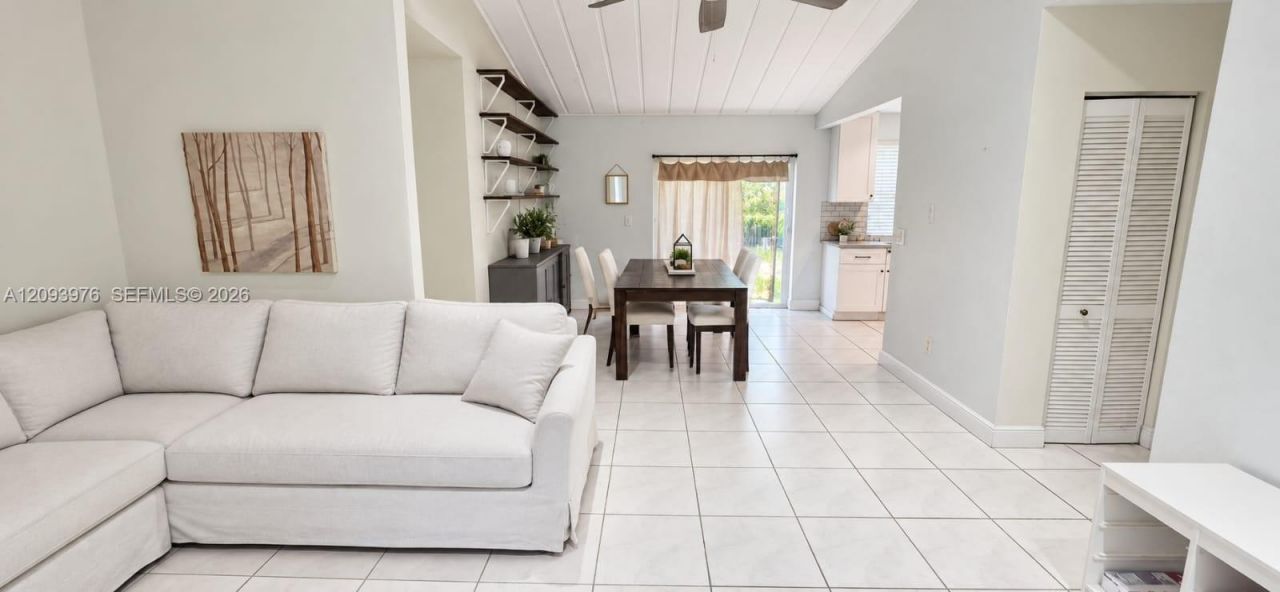 9760 SW 211th St, Cutler Bay, FL 33189 Photo