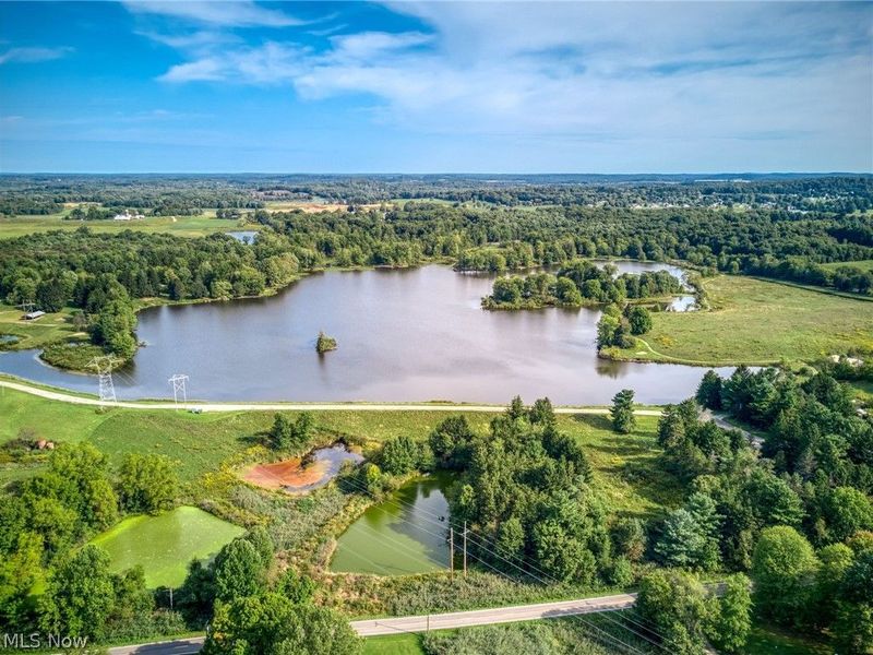 3365 Lake Rockwell Road, Ravenna, OH 44266 Photo 5