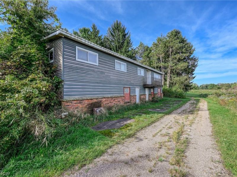 3365 Lake Rockwell Road, Ravenna, OH 44266 Photo 9