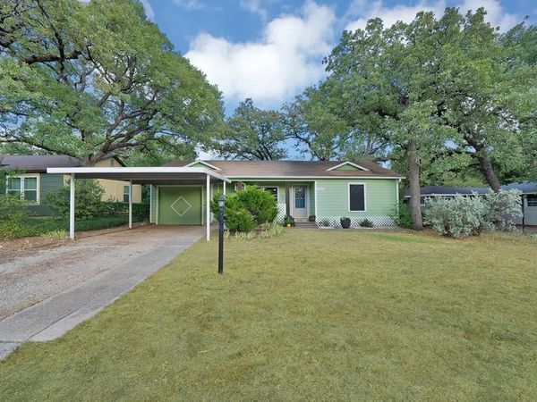 1104 Glenda Drive, Bedford, TX 76022