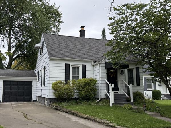 405 W Wayne Street , Maumee, OH 43537