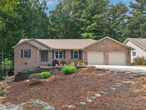145 Rotherham Drive, Crossville, TN 38558