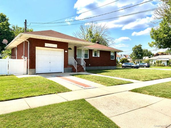 106 Kennedy Avenue , Hempstead, NY 11550