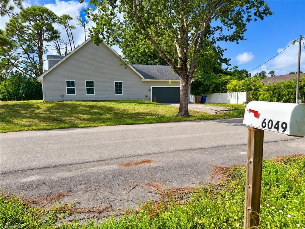 6049 Stratton Rd , Fort Myers, FL 33905 Photo
