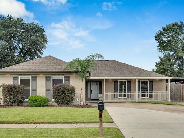4708 RED OAK Drive , Marrero, LA 70072