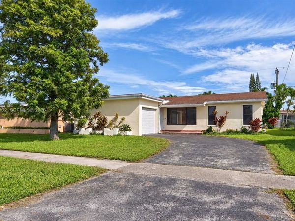 11731 NW 30th Pl , Sunrise, FL 33323