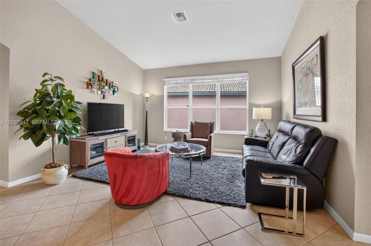 6423 Pebble Creek Way, Boynton Beach, FL 33437 Photo
