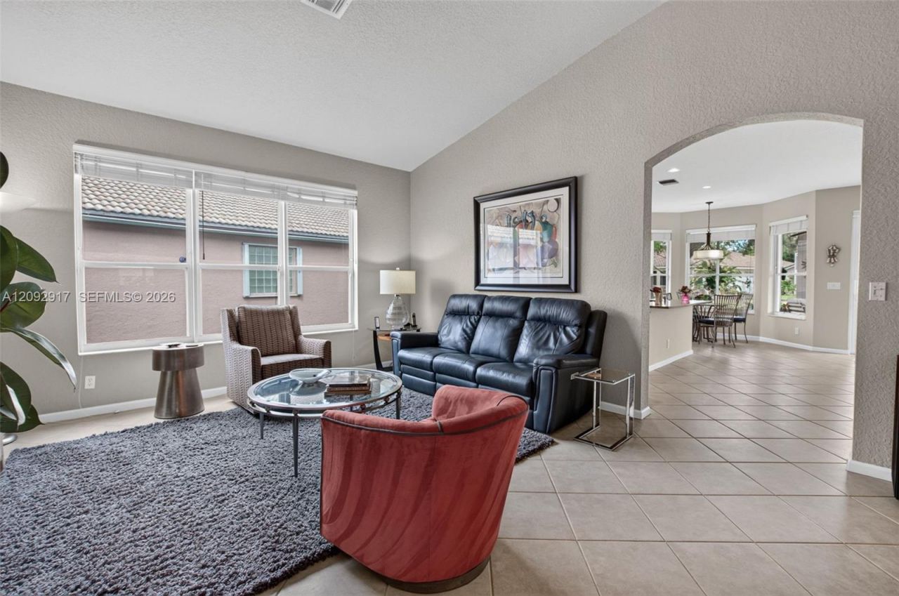 6423 Pebble Creek Way, Boynton Beach, FL 33437 Photo