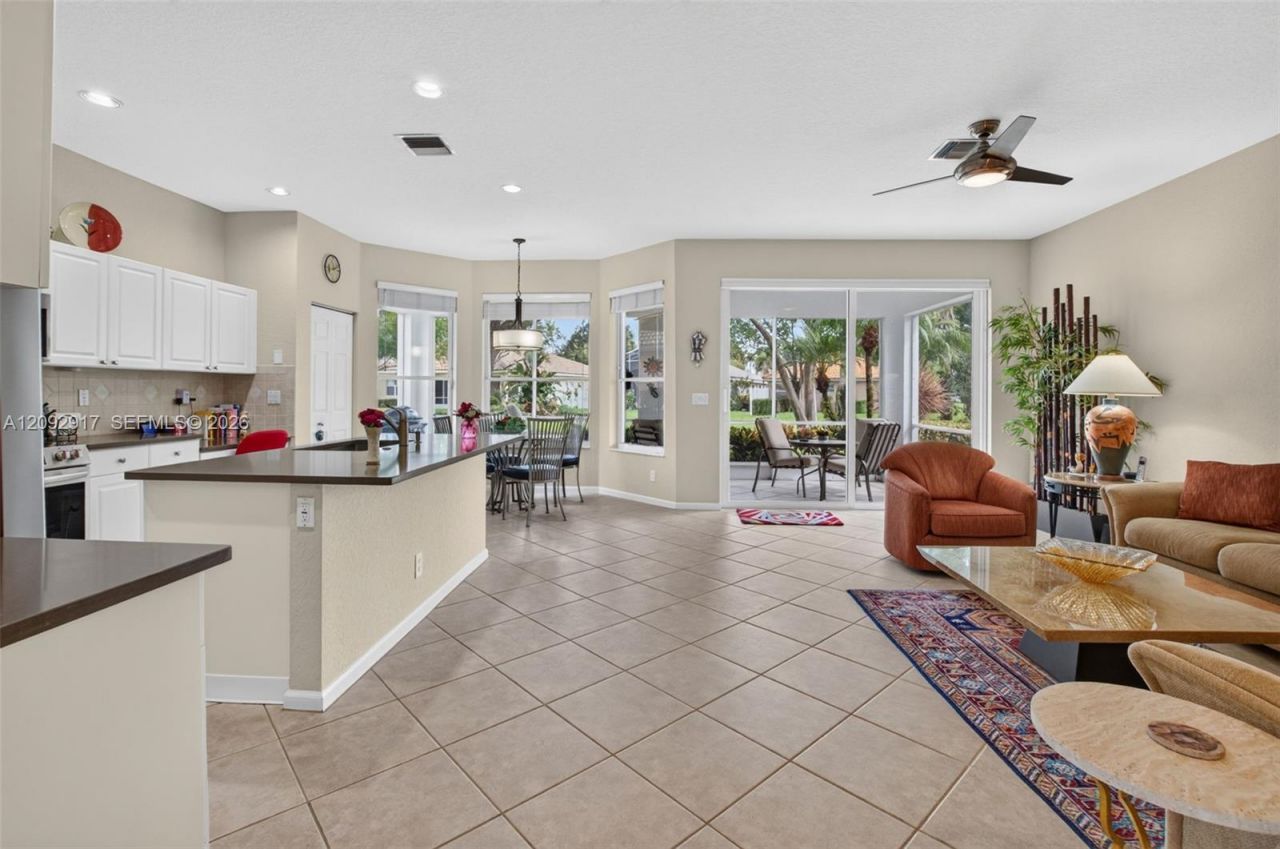 6423 Pebble Creek Way, Boynton Beach, FL 33437 Photo