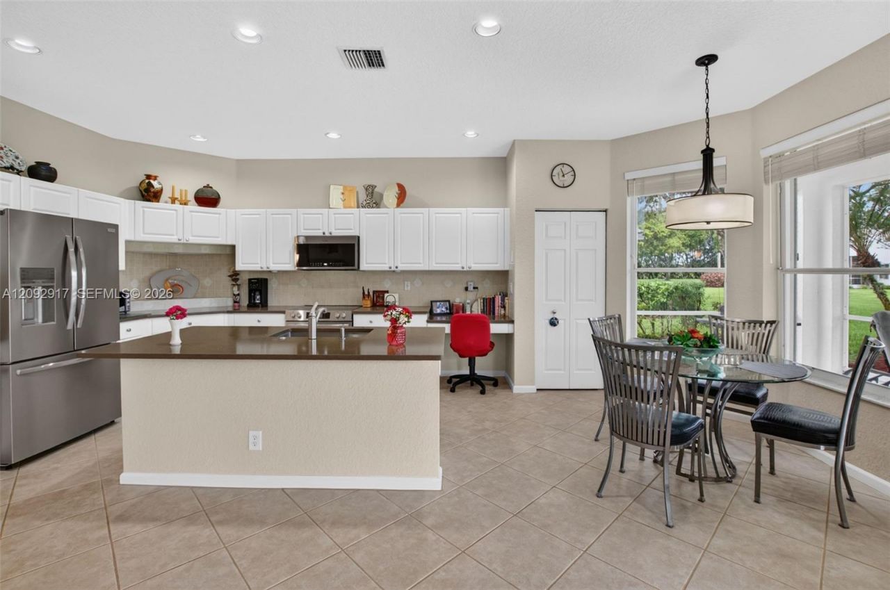 6423 Pebble Creek Way, Boynton Beach, FL 33437 Photo